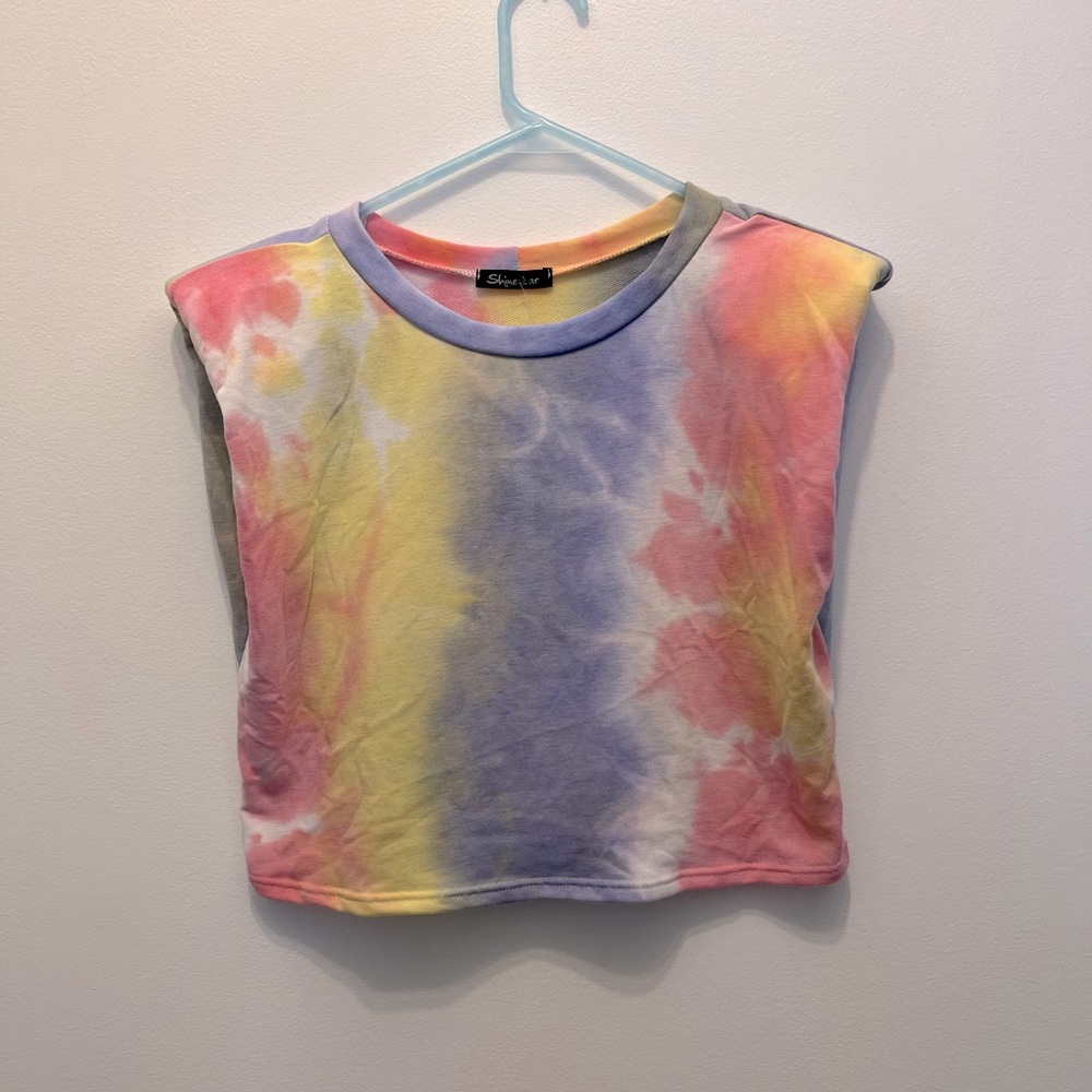 BNWT padded shoulder crop top Shinestar size medium tie dye